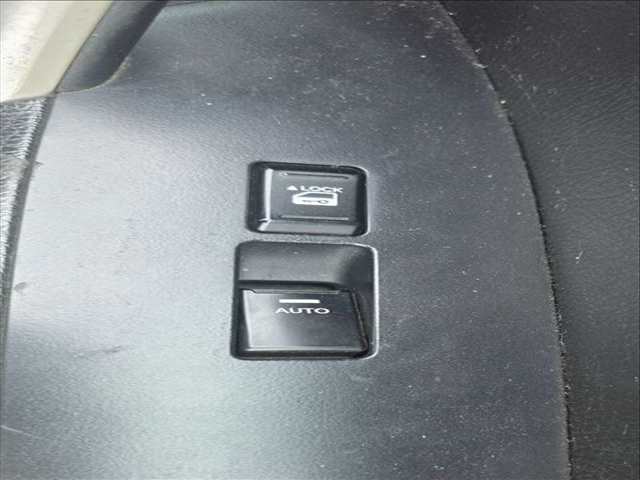 Botonera Elevalunas Kia Sorento DRIVE 2WD 197CV 145KW