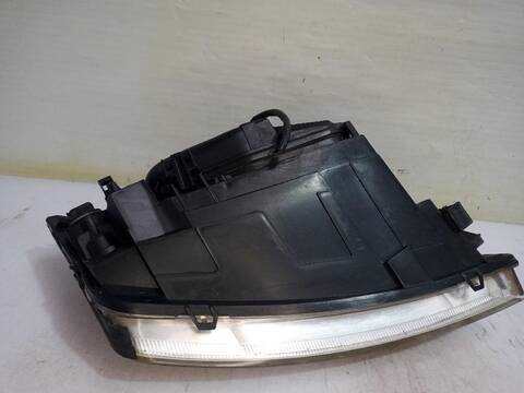 Foto 3ª: Faro Izquierdo Ford Mondeo GHIA 06.2003 ) D) 131CV [FMBA - N7BA] (2000)