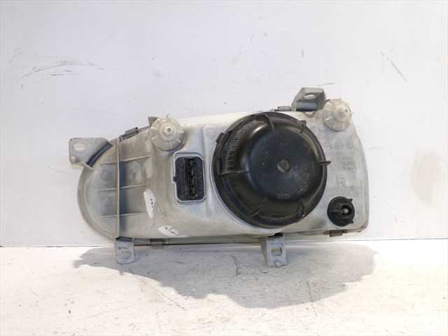 Foto 2ª: Faro Derecho Volkswagen Golf 1.6 G 5P 55KW [ABU] (1993)