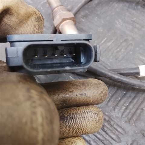 Foto 3ª: Sonda Lambda Volkswagen Caddy 2.0 TDDI 102CV (2024)