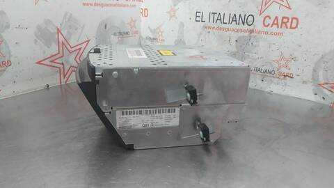 Foto 4ª: Sistema Audio Radio CD Mercedes Clase S 220 500 221.071) BERLINA 388CV 285KW [M273961] (2006)