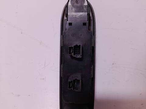 Foto 3ª: Botonera Elevalunas Peugeot 206 XR BERLINA 75CV 55KW [KFW] (2001)