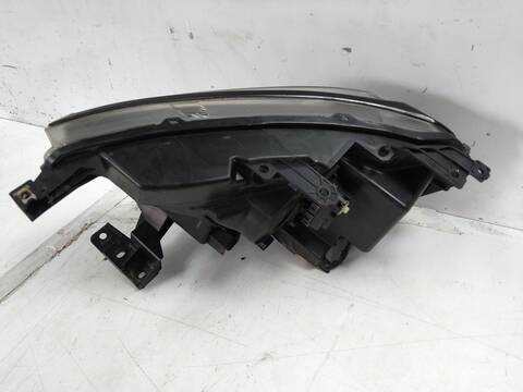 Faro Derecho Ford Ranger 213 CV 157KW