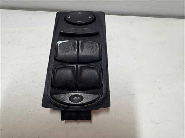 Foto 3ª: Botonera Elevalunas Mercedes Vito VERSION INDEFINIDA (2012)