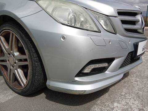 Foto 4ª: Paragolpes Delantero Mercedes Clase E 180 E 350 CDI 207.322) COUPE 231CV 170KW [OM 642.836] (2021)
