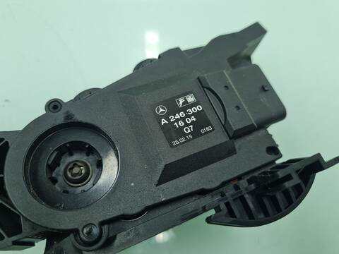 Foto 3ª: Pedal Acelerador Mercedes Clase C 160 CLA 200 CDI 117.308) 136CV 100KW [651930] (2015)