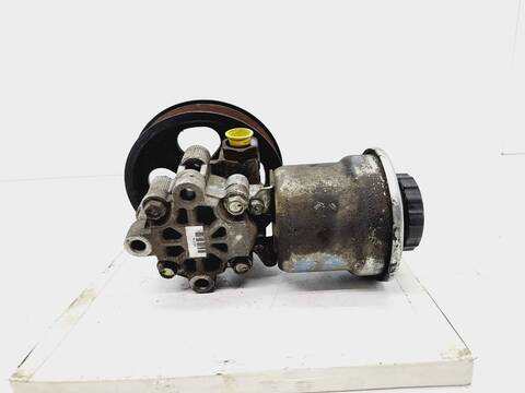 Bomba de Direccion Toyota Avensis 2.2 D-4D EXECUTIVE BERLINA 5-PTAS.) 150CV 110KW