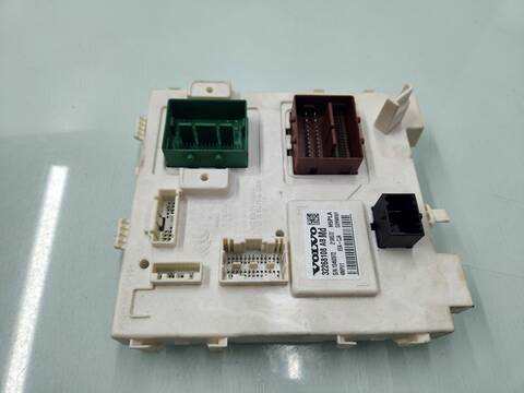 Foto 3ª: Centralita Motor ECU Volvo XC 40 MOMENTUM PRO 2WD 163CV 120KW [B3154T2] (2020)