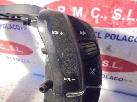 Foto 4ª: Mando Volante Citroen C4 1.4 16V BERLINA 88CV 65KW [KFU] (2005)