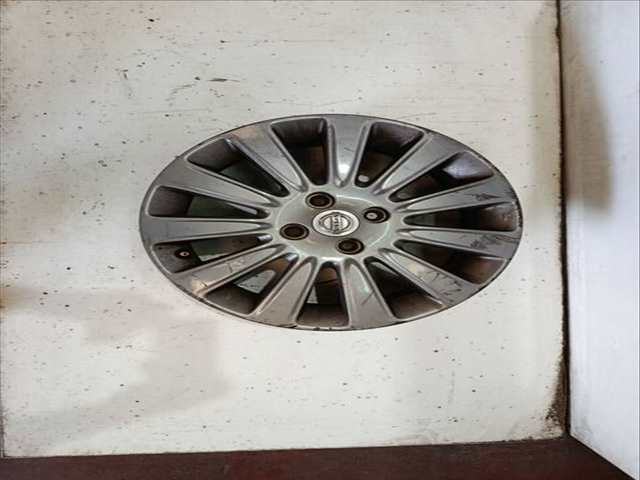 Foto 3ª: Juego LLantas Nissan Micra K9K276 (2007)