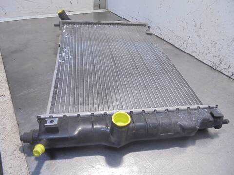 Foto 3ª: Radiador Motor Opel Astra BASICO BERLINA 90CV 66KW [C18NZ] (1992)