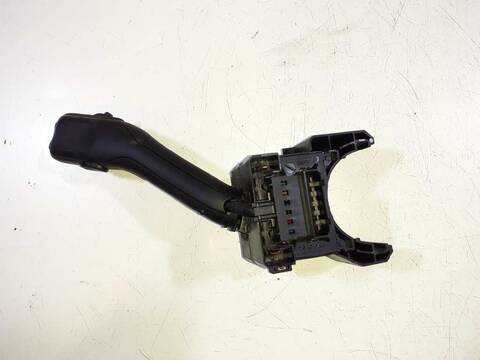 Foto 2ª: Mando Multifuncion Audi A6 2.5 V6 24V TDI AVANT 180CV 132KW [AKE] (2001)