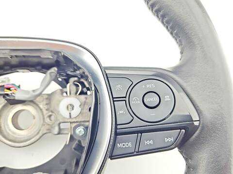Foto 3ª: Volante Toyota Corolla 2.0 HYBRID MZEH19) 196CV 144KW [M20A-FXS] (2024)
