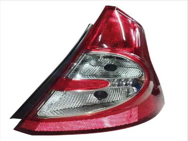 Piloto Trasero Derecho Dacia Sandero 1.5 DCI