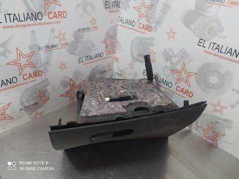 Guantera Alfa Romeo Giulietta DISTINCTIVE 105CV 77KW