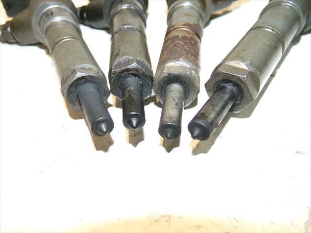 Foto 2ª: Inyectores Peugeot 206 2.0 HDI [RHY] (2000)