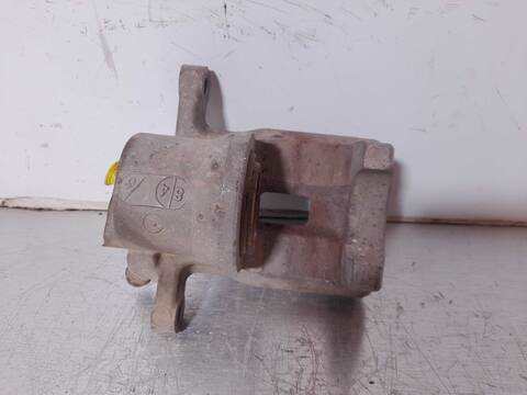 Foto 3ª: Pedal Embrague Toyota Rav4 EXECUTIVE 177CV 130KW [2ADFHV] (2008)