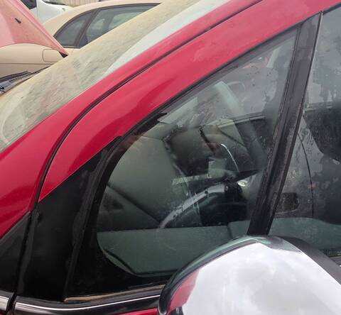 Luna Delantera Izquierda Citroen C3 SELECTION 95CV 70KW