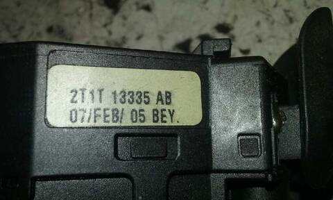 Foto 3ª: Mando Multifuncion Ford Tourneo KOMBI B. LARGA 2006 ) 110CV 81KW [F9DA] (2007)