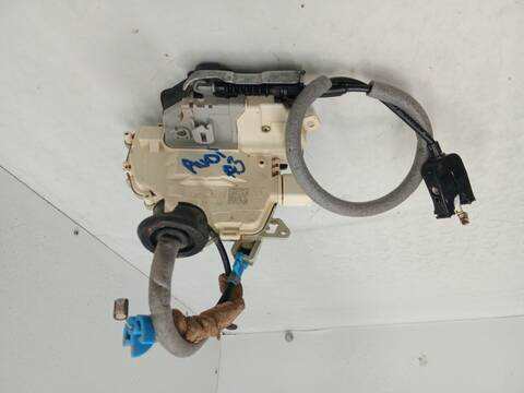 Cerradura Puerta Trasera Izquierda Audi A3 1.6 TDI 115CV 85KW