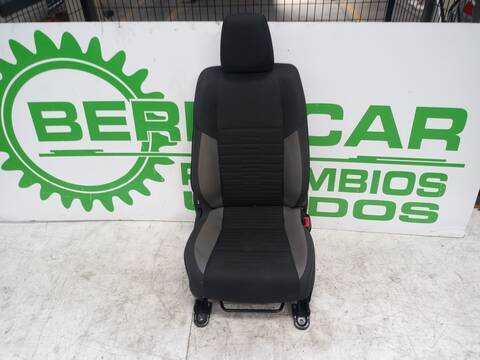 Asiento Delantero Derecho Toyota Auris ACTIVE 116CV 85KW