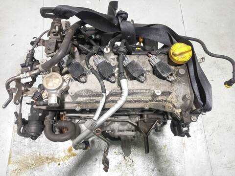 Foto 3ª: Despiece Motor Renault Kangoo 1.9 DCI 4X4 84CV 62KW [F9Q 790] (2005)