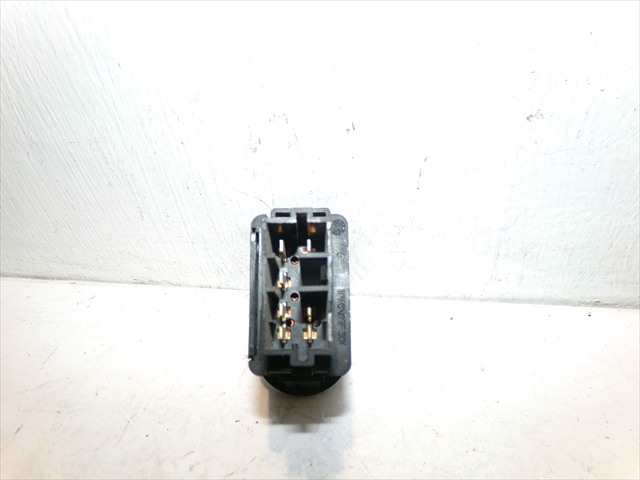 Foto 3ª: Botonera Elevalunas Citroen C2 1.4 G 2003-2008 [KFV] (2006)
