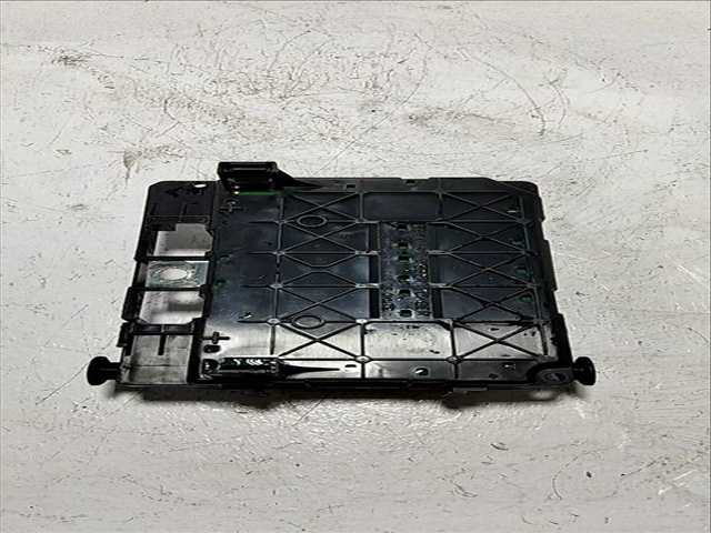 Foto 3ª: Caja Reles Fusibles Peugeot Partner L1 1 16V HDI CAT 9HT - DV6BTED4) 75CV (2008)