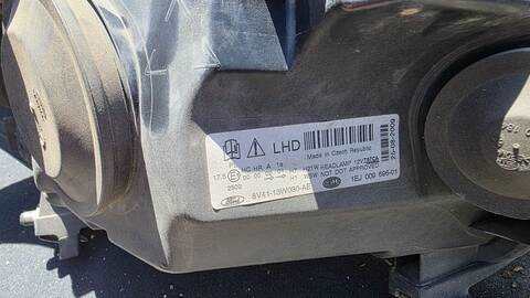 Foto 2ª: Faro Izquierdo Ford Kuga TREND 136CV 100KW (2009)