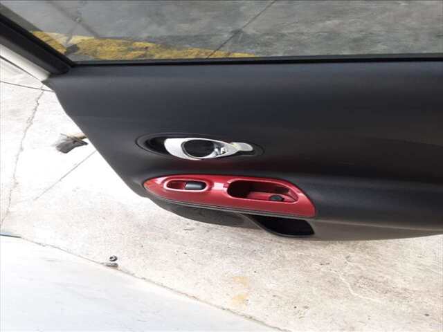 Foto 2ª: Puerta Trasera Derecha Nissan Juke 1.2 TCE 115CV 0CV [HRA2] (2017)