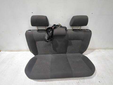 Foto 2ª: Asientos Traseros Volkswagen Polo 1.9 TDI 101CV [ATD] (2002)