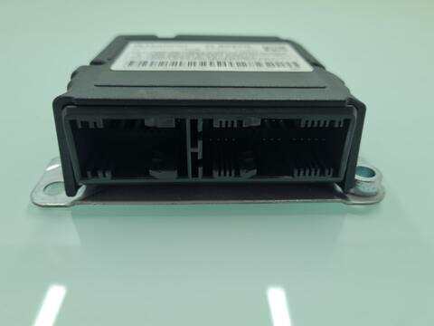 Foto 2ª: Centralita Airbag Mercedes Sprinter 310/311/313/314/316 CDI 906.631/633/635/637) 114CV 84KW CAJA CERRADA [651955] (2018)