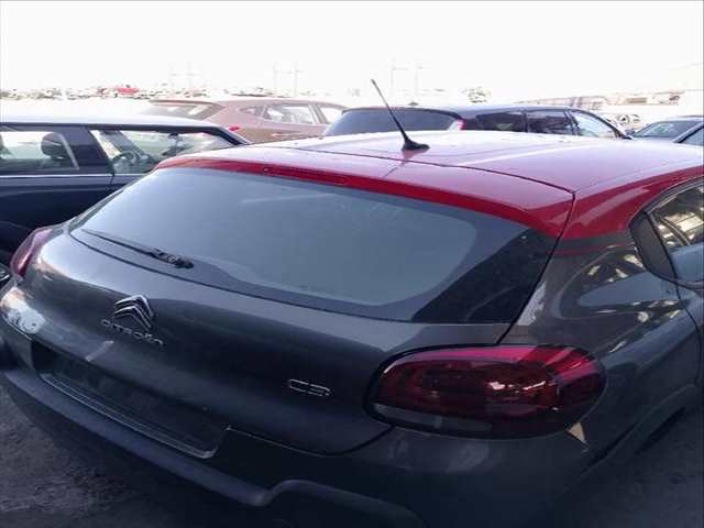Portón Citroen C3 1.2 VTI 68
