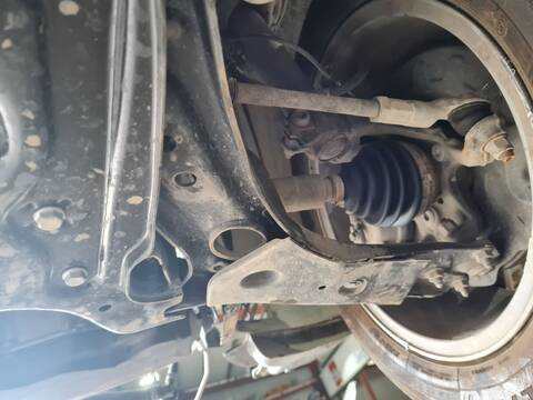 Brazo Suspension Delantero Derecho Skoda Octavia AMBITION PLUS 149CV 110KW