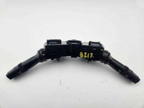 Foto 2ª: Mando Multifuncion Kia Sportage DRIVE 4X2 136CV 100KW [D4HA] (2011)