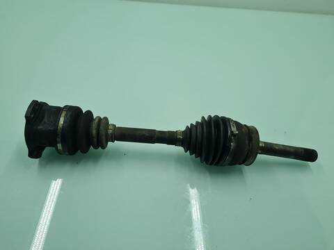 Transmision Delantera Izquierda Nissan Navara 2.5 TD 16V CAT 133CV 98KW PICK-UP D22)