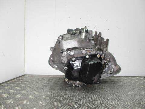 Foto 3ª: Caja Cambios Opel Zafira A16XER (2011)