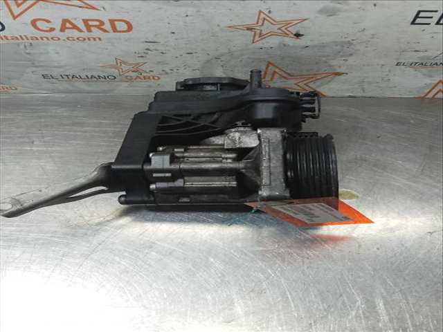 Foto 4ª: Bomba de Direccion Mercedes Clase C 160 C 200 CDI 204.007) BERLINA 136CV 100KW [651913] (2010)