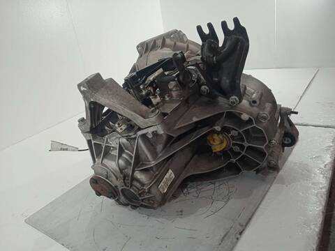 Foto 3ª: Caja Cambios Ford Focus AMBIENTE D) BERLINA 116CV 85KW [KKDA] (2006)