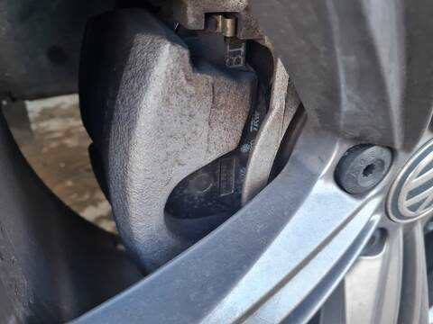 Foto 1ª: Pinza Freno Delantera Izquierdo Volkswagen Tiguan ADVANCE 4MOTION 150CV 110KW [DFGA] (2020)