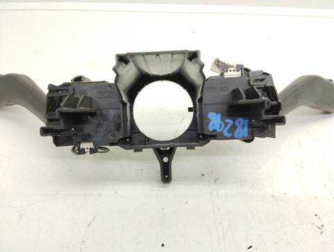 Foto 3ª: Mando Multifuncion Seat Leon 1.6 TDI 90CV 66KW [CAY] (2012)
