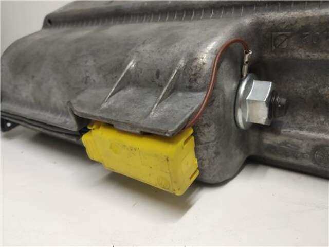 Foto 3ª: Airbag Delantero Derecho Volkswagen Touran 2.0 TDI (140 CV) [BKD]