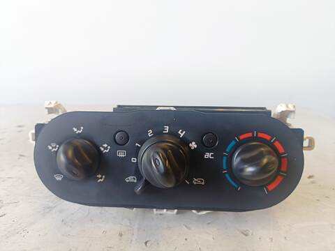 Mando Calefacción A. A. Renault Twingo SOCIETE 1 DCI DIESEL 64CV