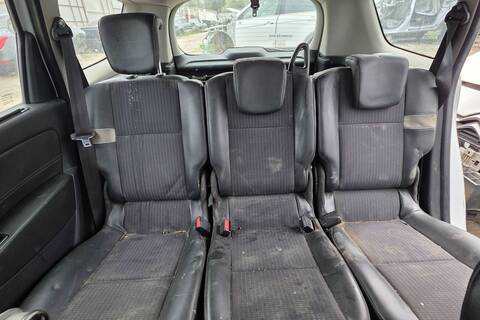 Asientos Traseros Renault Scenic R9M402