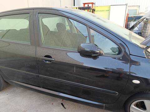 Foto 1ª: Puerta Delantera Derecha Peugeot 307 NFU (2001)
