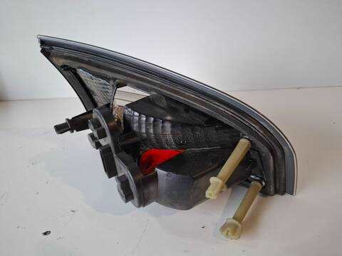 Foto 3ª: Piloto Trasero Derecho Ford S Max TREND 1 TDCI CAT 125CV (2006)