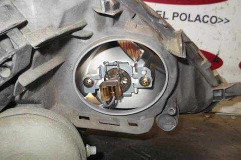 Foto 2ª: Faro Izquierdo Mercedes Clase A 140 160 168.033) 102CV 75KW [M166960] (1999)