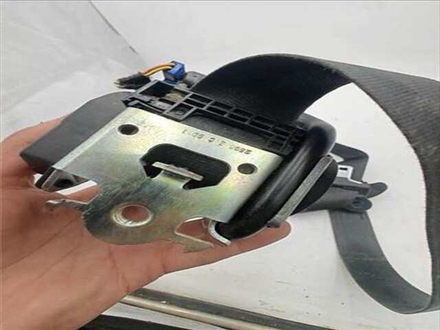 Foto 2ª: Cinturón Delantero Derecho Peugeot 308 1.6 ACCESS [1.6 LTR. - 68 KW 16V HDI FAP] [9HP / 9H06]