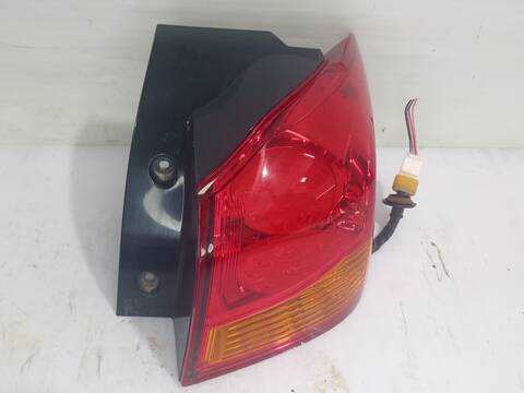 Foto 1ª: Piloto Trasero Derecho Mitsubishi ASX MOTION 4WD 116CV 85KW [4N13] (2014)