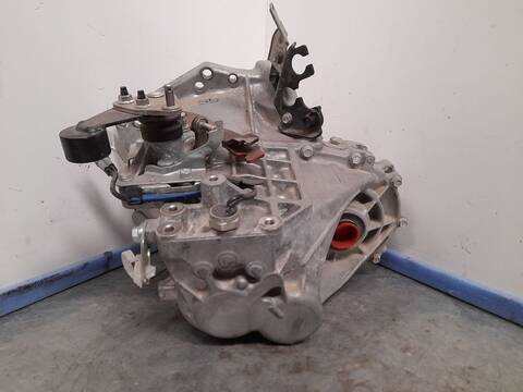 Foto 3ª: Caja Cambios Toyota Aygo X-PLAY 69CV 51KW [1KR] (2018)